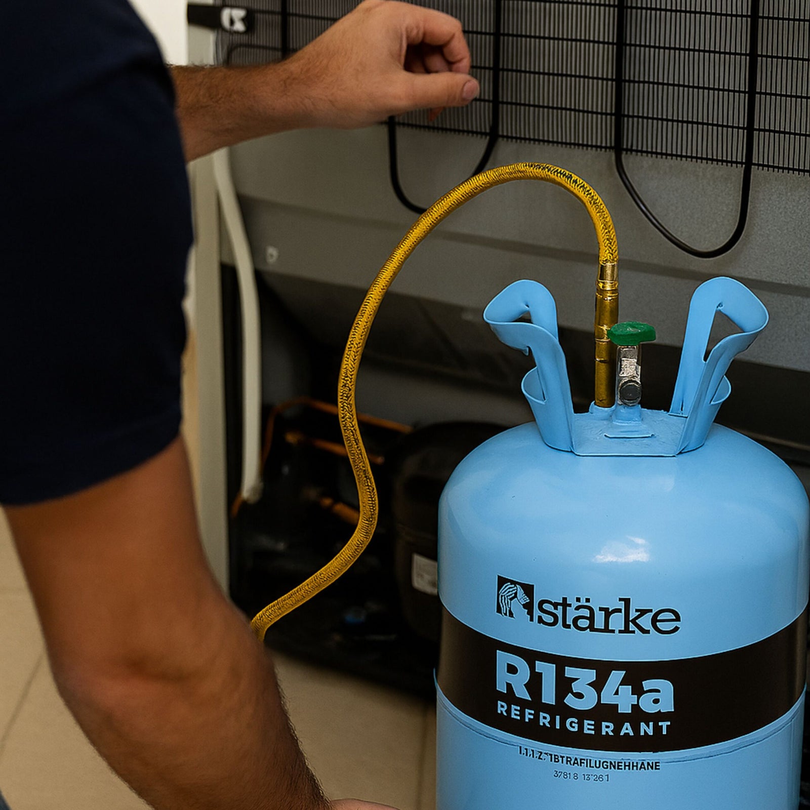 Refrigerant Gas | R134a – 13.6kg for Refrigerator, Vehicle Automotive AC | Starke (view 3)