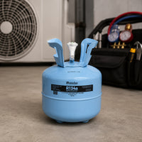 Technician servicing a cooling system with Starke R134a refrigerant